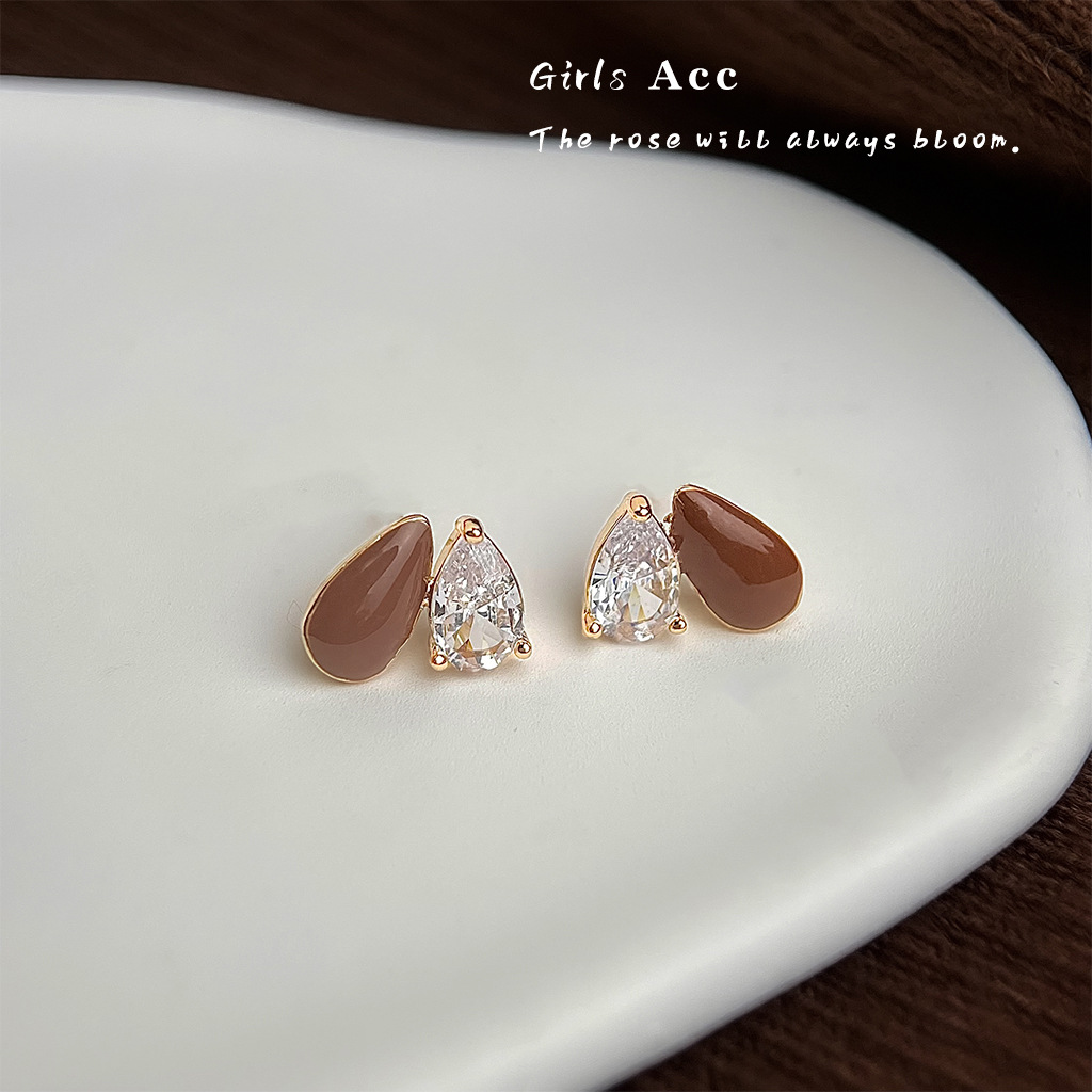 1_0002_耳语场景新水印 拷贝 22.jpg