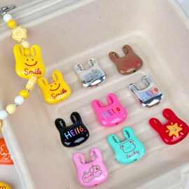 彩色手提袋亚克力烤漆垃圾袋通孔diy饰品串珠配件手机链钥匙扣