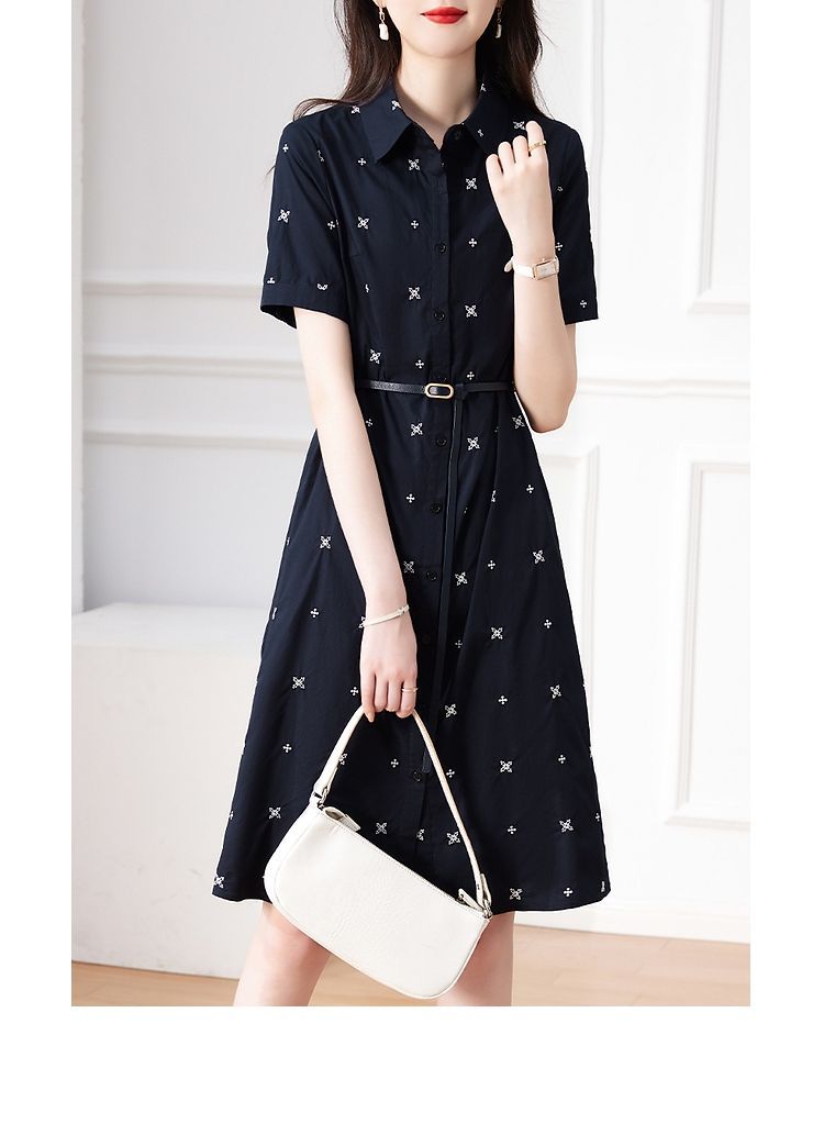 Váy sơ mi nữ cổ POLO tay ngắn in họa tiết thắt eo — màu xanh hải quân chi tiết 16