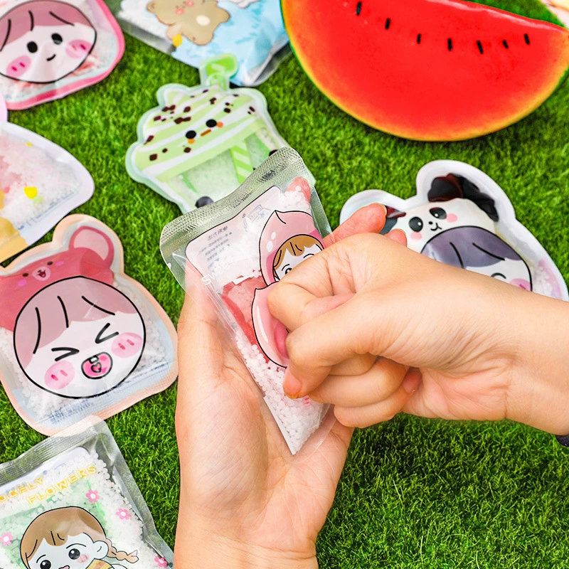 Cartoon summer cooling cute ice bag for elementary school students, handheld cold compress