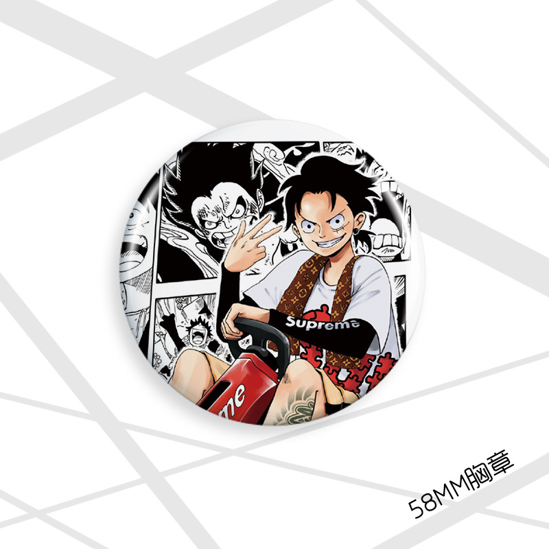 Insignia pirata 58mm Luffy Joba Sauron Nami Xiangji Ace insignia de dibujos animados broche de regalo