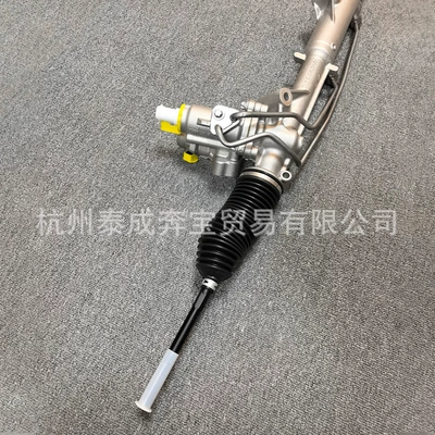 W204 C180/C200/C260 Steering – Steering gear assembly