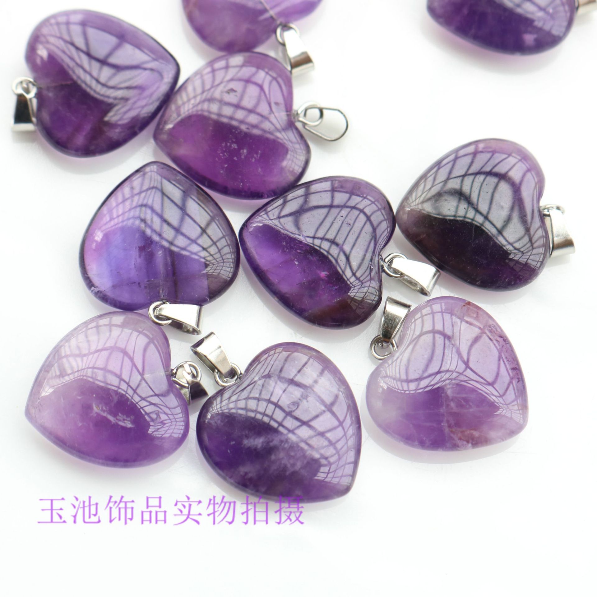 Venta transfronteriza de amor amor amor amoroso colgante verde Dongling pequeño corazón de melocotón colgante orejas accesorios diy