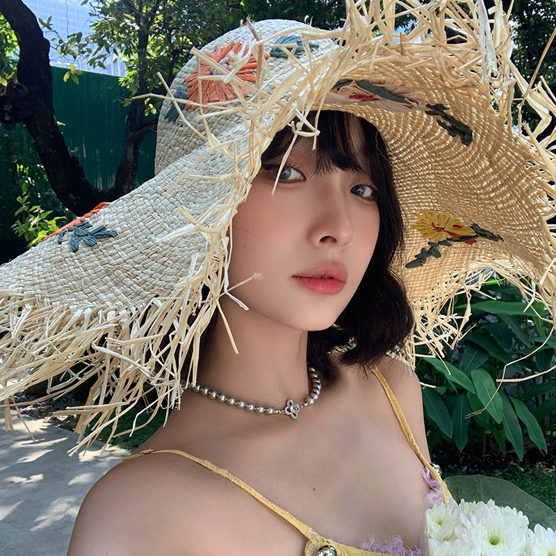 French Style Raffia Flower Straw Hat for Women - Summer Beach Wide Brim Sun Hat for UV Protection - Thumbnail 4