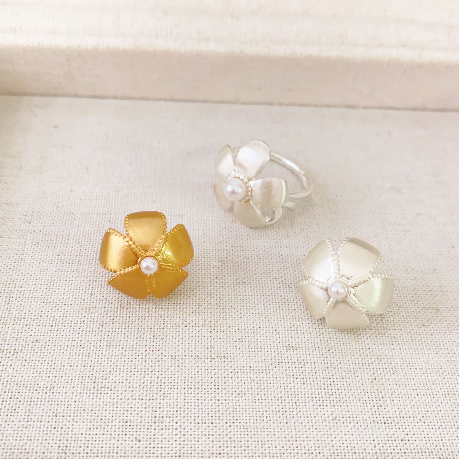 Ethnic fashionable matte earrings