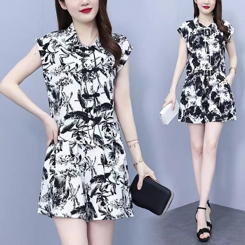 2026 New Ice Silk Cotton Set for Women, Short-Sleeve Qipao Top + Shorts, Summer Outfit for Slightly Plump Figures 2026 New Ice Silk Cotton Set for Women, Short-Sleeve Qipao Top + Shorts, Summer Outfit for Slightly Plump Figures