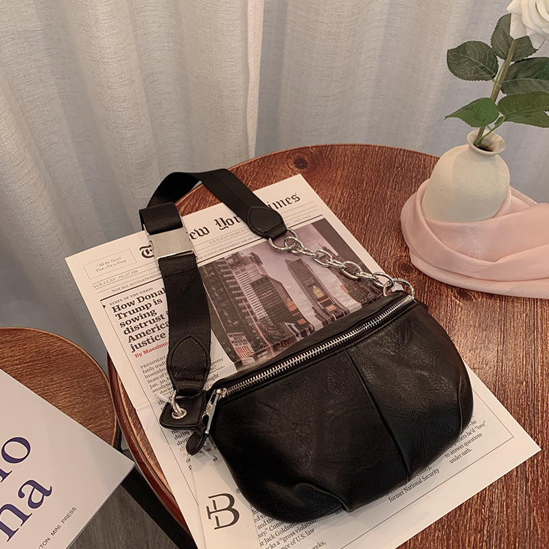 Internet Trendy Chest Bag Women's ins Trendy 2023 Popular Casual Chain Crossbody Small Bag All-match Fashionable Shoulder Didi Bouncing Bag