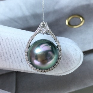 Tahiti peacock green pearl pendant diameter 11-12mm round mirror flawless 18k gold inlay