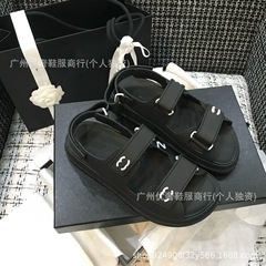 ハイヒールのシリーズのマジックはビーチのサンダルを貼って2025年の春夏の項の軽くて豪華な純色のファッションの女性の靴の対外貿易の項のゼリーの靴を貼ります