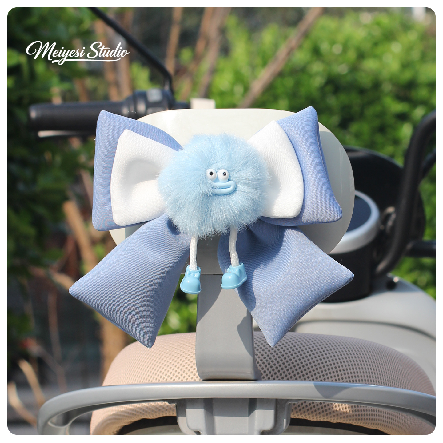 Nuevo coche eléctrico trasero decoración arco lindos pequeños monstruos pegatinas de coche de batería adornamientos lindos