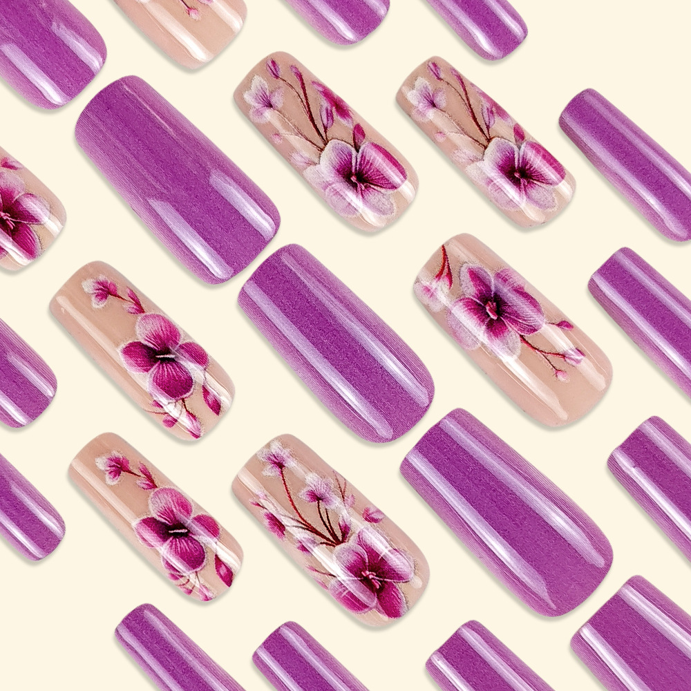 Ventas transfronterizas mejores flores púrpura manicuría romántica sueño de usar tubería de uñas 24 piezas empaquetadas parches de uñas terminados image 4