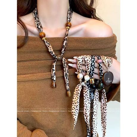 Jewery Leopard Print Beaded Silk Scarf Necklace for Women 2025 New Popular Niche