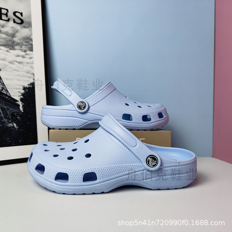 Celebrity Style Eva Clogs for Summer, Suitable for Men, Women, Couples, and Children, Non-Slip Outdoor Closed-Toe Beach Sandals Wholesale