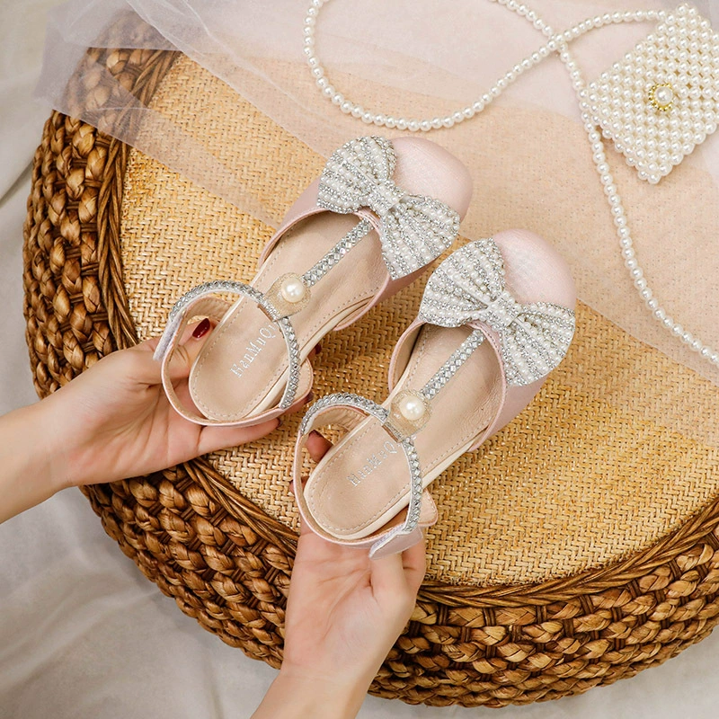 Туфли на высоком каблуке для девочек с бантом и жемчугом, новая корейская мода, детская обувь Zhongda на массивном каблуке, сценическая обувь принцессы