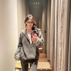 海军领灰色毛衣女秋季穿搭慵懒学院风撞色条纹设计感针织开衫外套