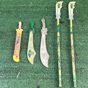 New Guan Yu broadsword Qinglong Yanyue Wooden Knife Three Kingdoms Weapon Factory Wholesale Scenic Spot Hot Selling Children's Toys