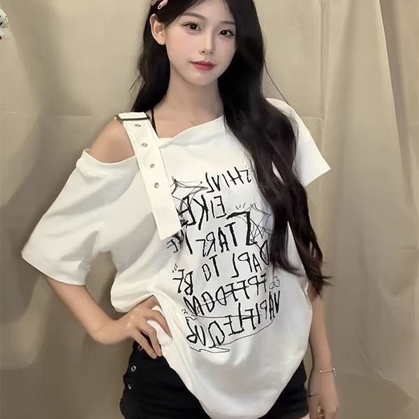 设计感斜肩吊带短袖t恤女夏季新款涂鸦印花显瘦辣妹风露肩上衣潮|undefined