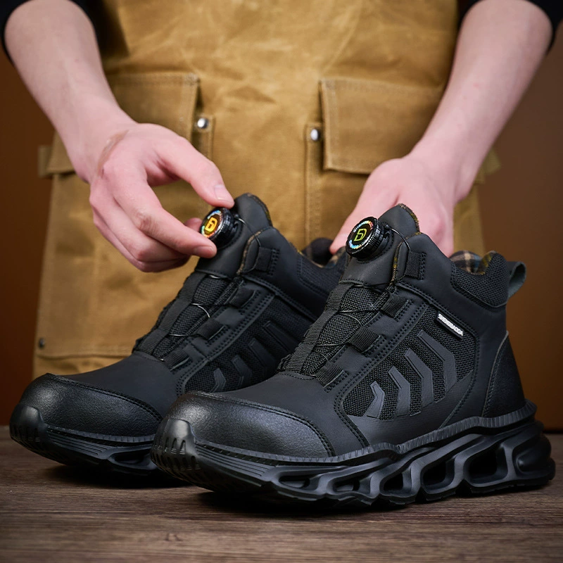 Обувь по страхованию труда Мужская бесжелезная изолированная обувь для защиты труда Стальная головка для защиты от ударов и проколов Нескользящая изолированная легкая рабочая обувь