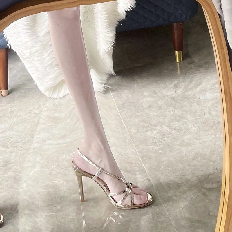 女性用ゴールドストラップハイヒール、ネットセレブ人気夏用ストラップスティレットヒール、女性用レディースオープントゥサンダル|undefined