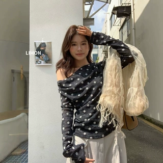 柠檬绿茶2026秋季韩版波点百搭修身设计感露肩长袖小衫女装11273