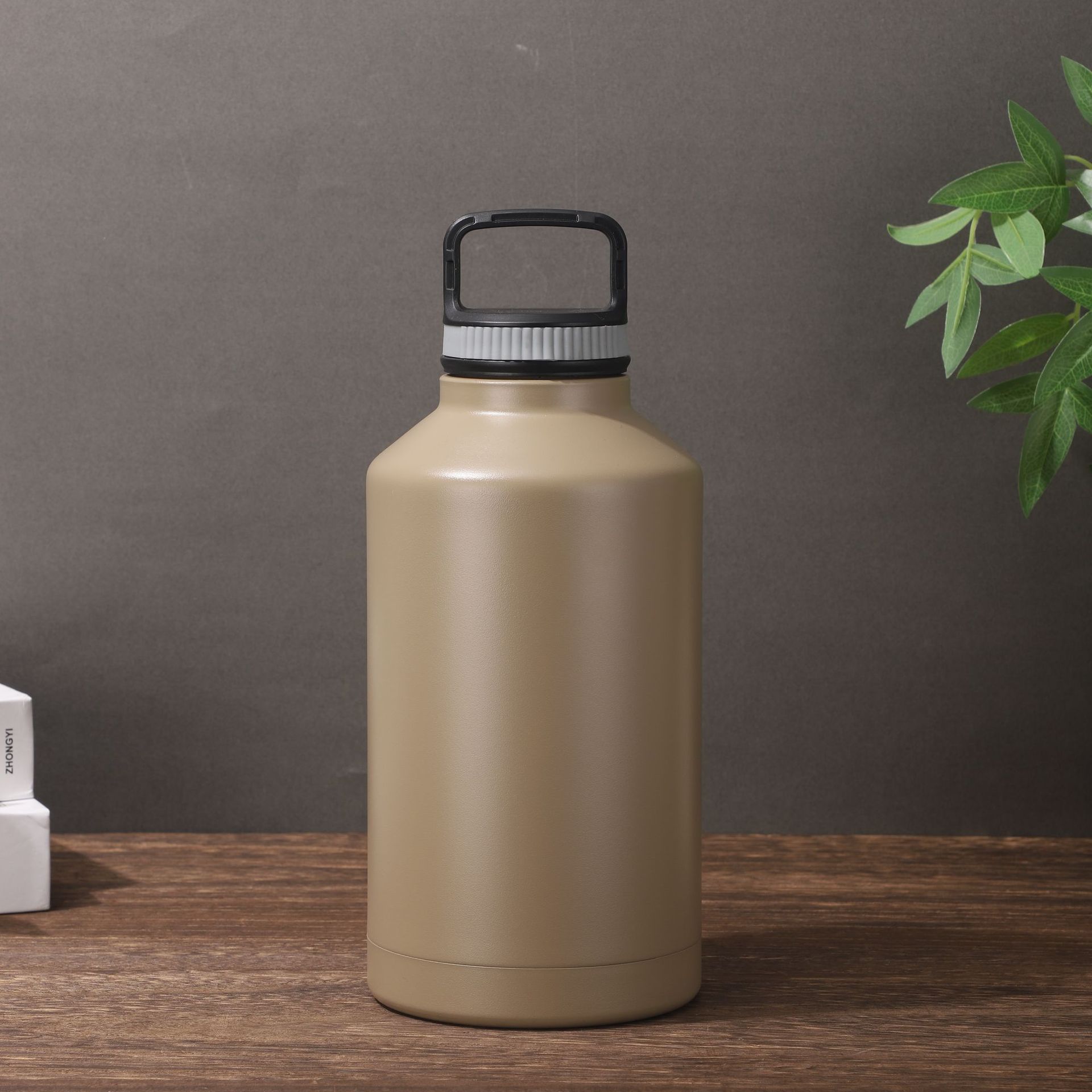 Gran capacidad para adultos deportes taza de agua 304 Acero inoxidable portátil ventosa simple portátil taza de agua fábrica al por mayor