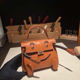 全手工缝制凯莉娃娃包美洲鳄鱼皮笑脸包斜挎包千禧娃娃女包迷你包