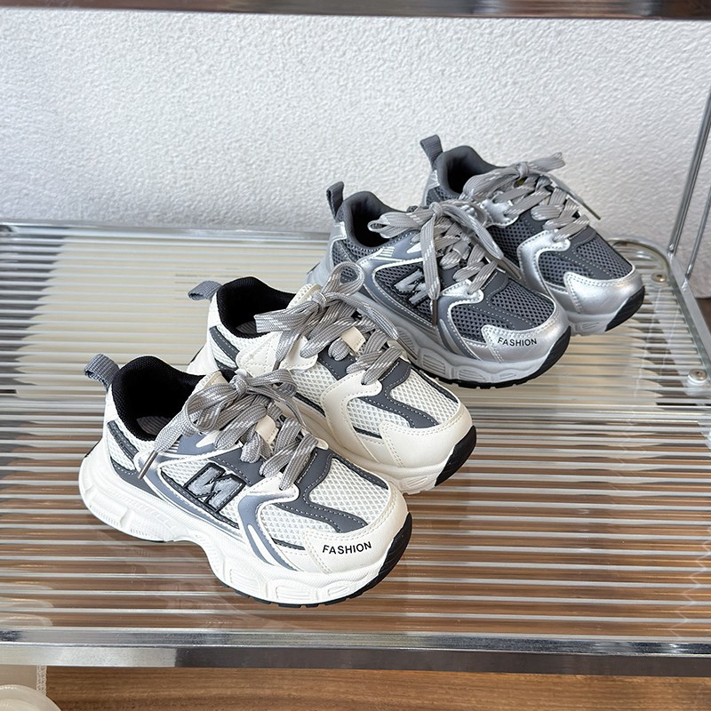 Fashionable breathable running sneakers for boys