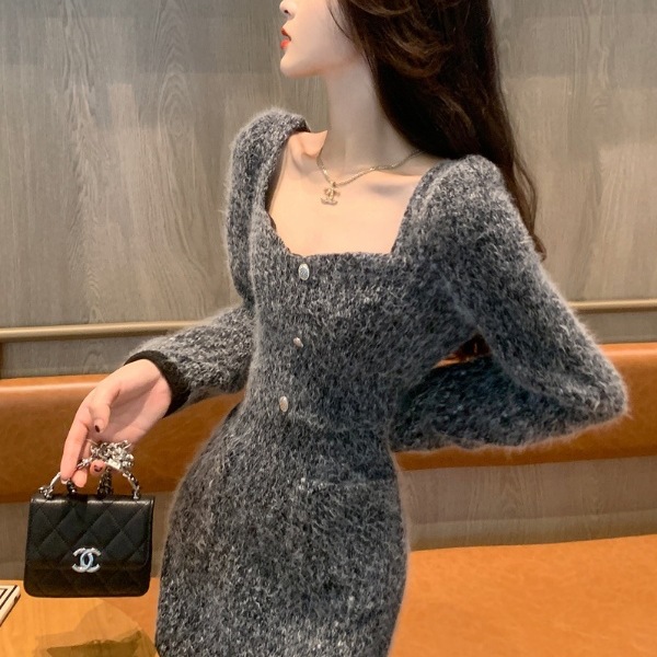 针织连衣裙女2025新款感穿搭长袖气质秋冬法式内搭打底毛衣裙