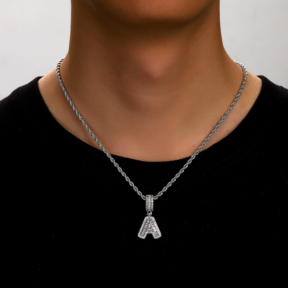 Hip-hop pop transfronterizo letras colgante colgante de piedra joyería personalidad europea y americana nicho diseño colgante de hombre