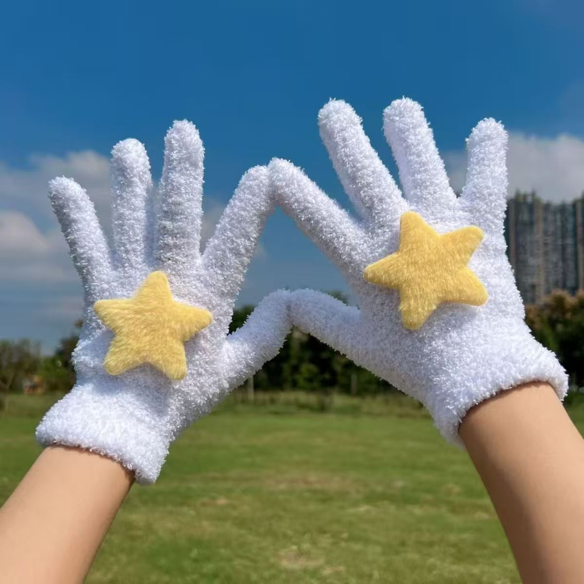 노란 별 흰색 장갑