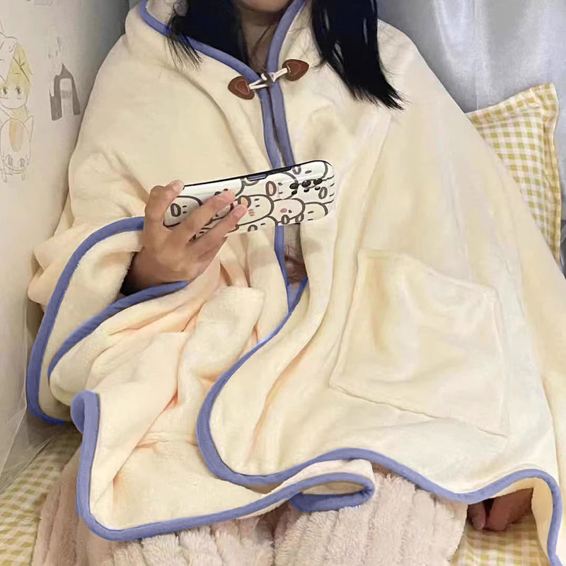 Air conditioning blanket air conditioning quilt pajamas female worm at home coral fleece cape lunch break franc fleece wear warm home clothes