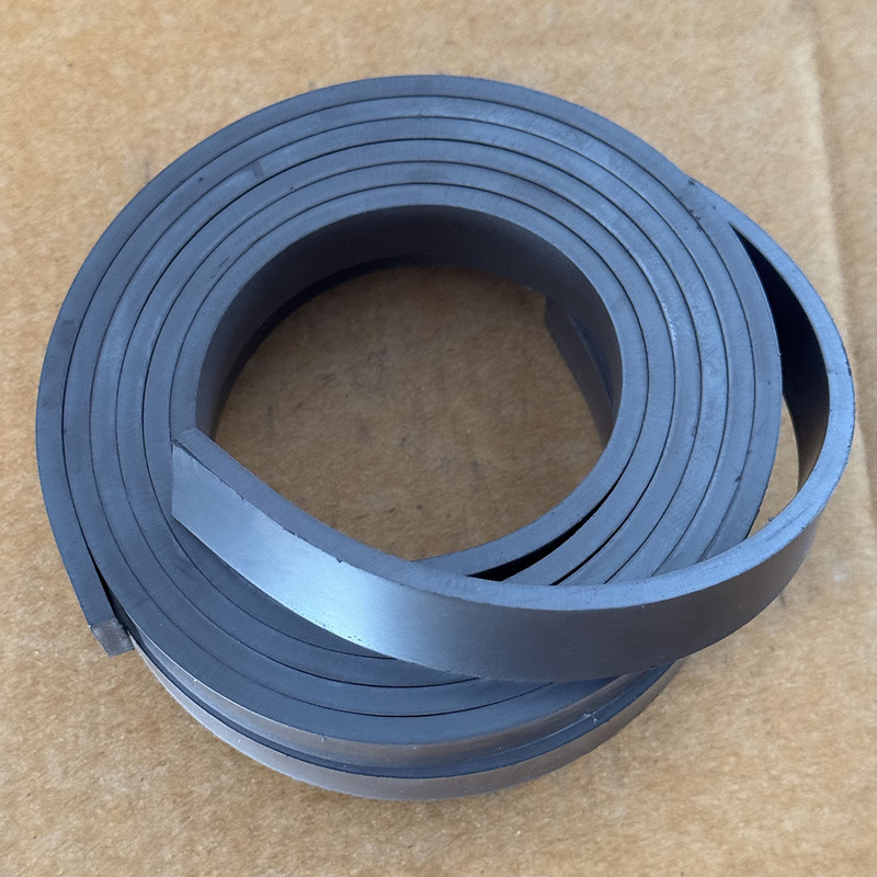 Super Strong Rubber Soft Magnetic Strip 10Mm*8Mm Tram Charging Rain Cover Special Strong Magnetic Strip Door Curtain Magnetic Strip
