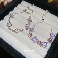 ダイヤモンドの水晶の花を入れてブレスレットのファッションを調節することができます。