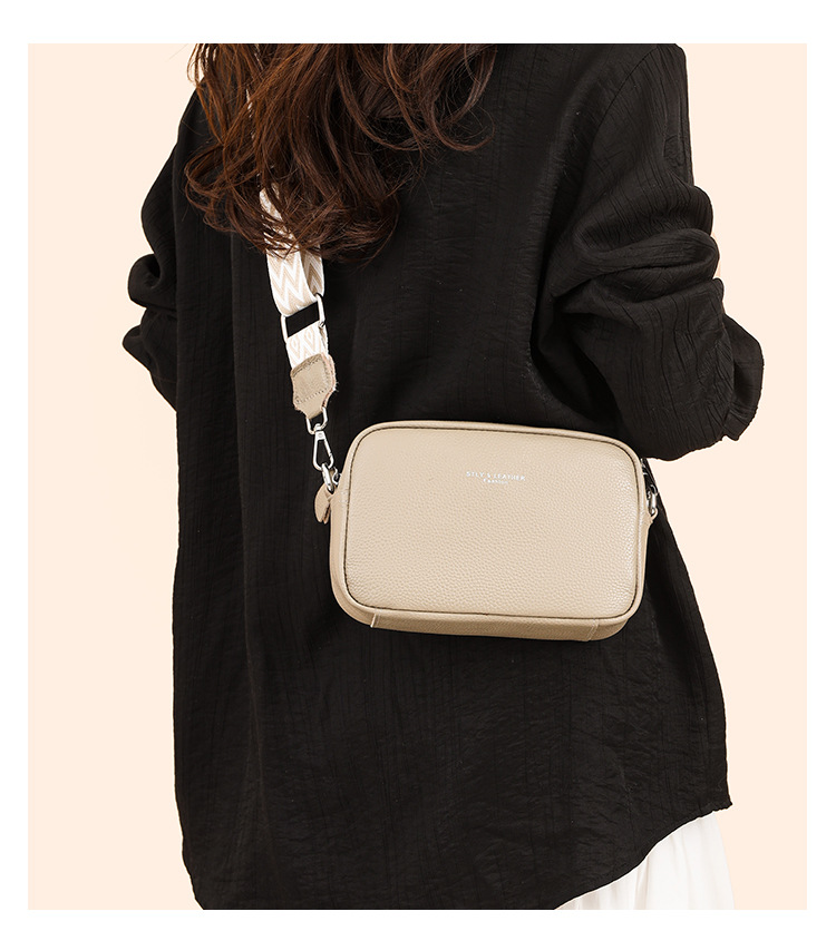Women's Genuine Leather Crossbody Bag With Wide Strap_voghion.com