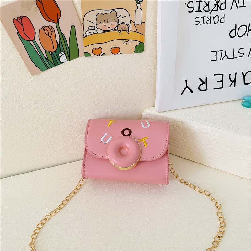 2025 otoño nuevo bolso de moda para niños color caramelo PU bolso de hombro para niñas bolso de cadena de hombro bolso de accesorios para bebés