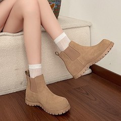 レトロスタイルのつや消し煙突ビルケンシュトックブーツ、プラットフォームソール、ファッショナブルで多用途なレディース韓国風カジュアル厚底マーティンブーツ