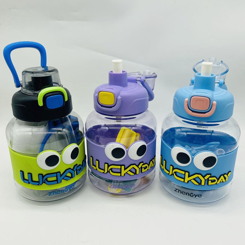 1529 tazas de plástico de ojos grandes tazas de plástico para niños estudiantes tazas de plástico cubierta de resorte de paja tazas de plástico de mano tazas de agua