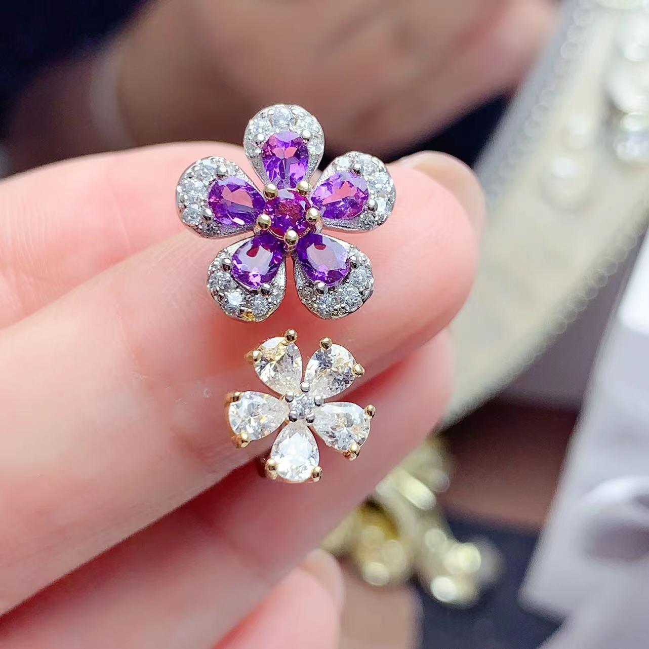 Organic design ring with amethyst