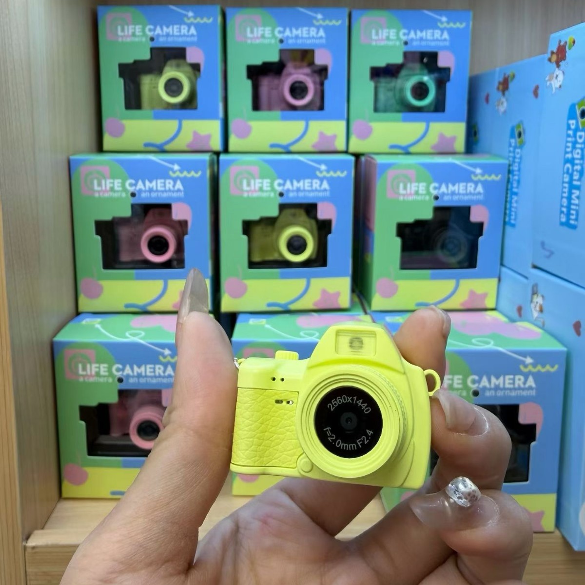 N1 Cross-Border Retro Thumb Small Camera Student Party Portable Photo and Video Portable High-Definition Ccd Digital Camera