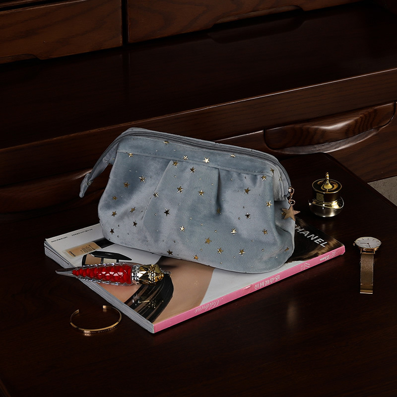 Bronceado terciopelo bolsa de cosméticos bolsa de lavado nuevo estilo nórdico ins Internet celebridad de las mujeres portátil de gran capacidad bolsa de almacenamiento traje