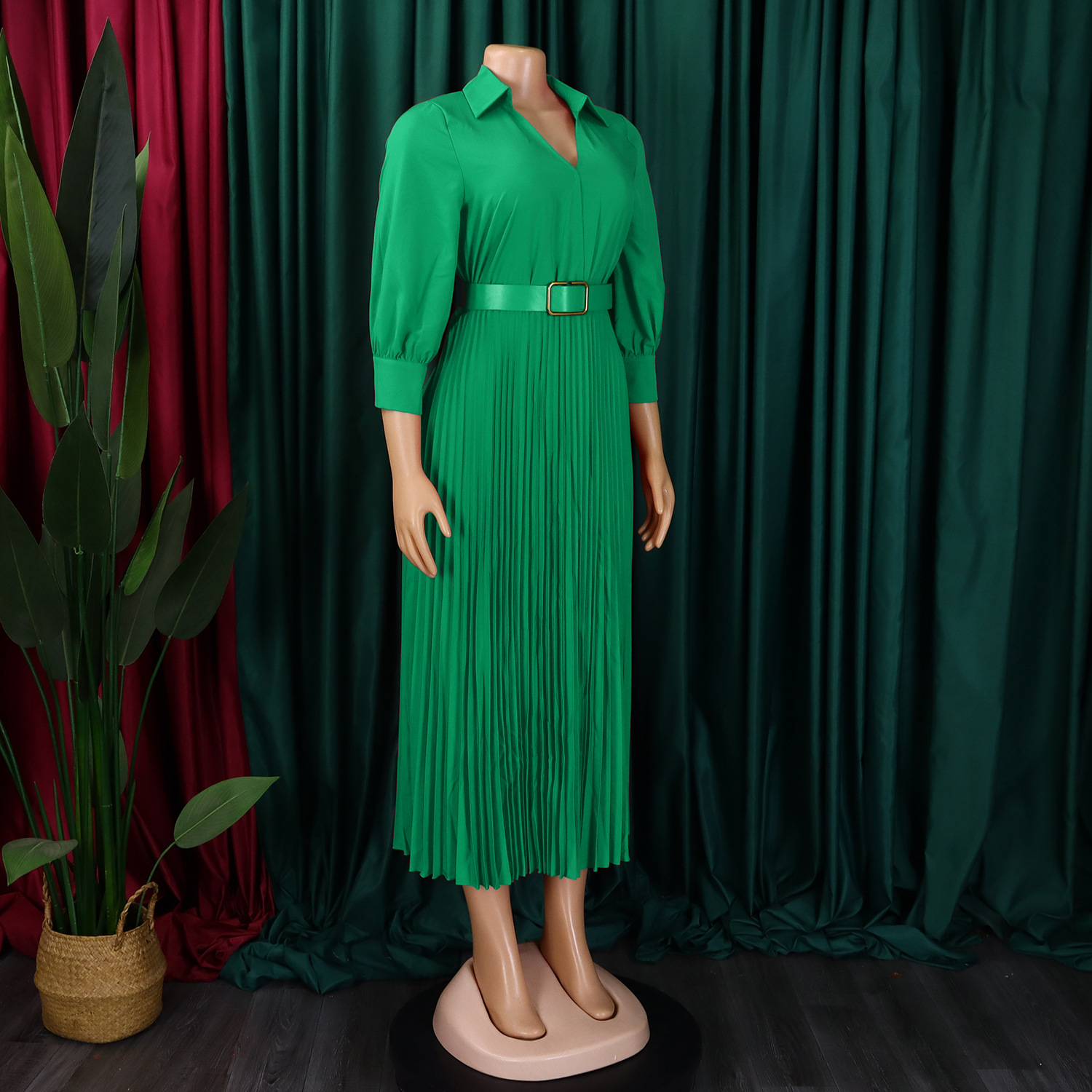 GraceChic D3327 Damenkleid Frühjahr 2025, neue Mode, V-Ausschnitt, einfarbig, langärmelig, weiter Saum, plissiert, Exportkleid_voghion.com