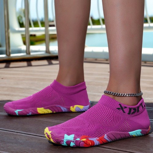 Cross-border new products indoor swimming fitness shoes men outdoor mountain climbing beach wading shoes women couple five-finger socks stream hiking shoes 
