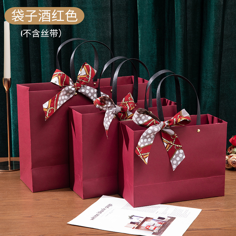袋子酒红色