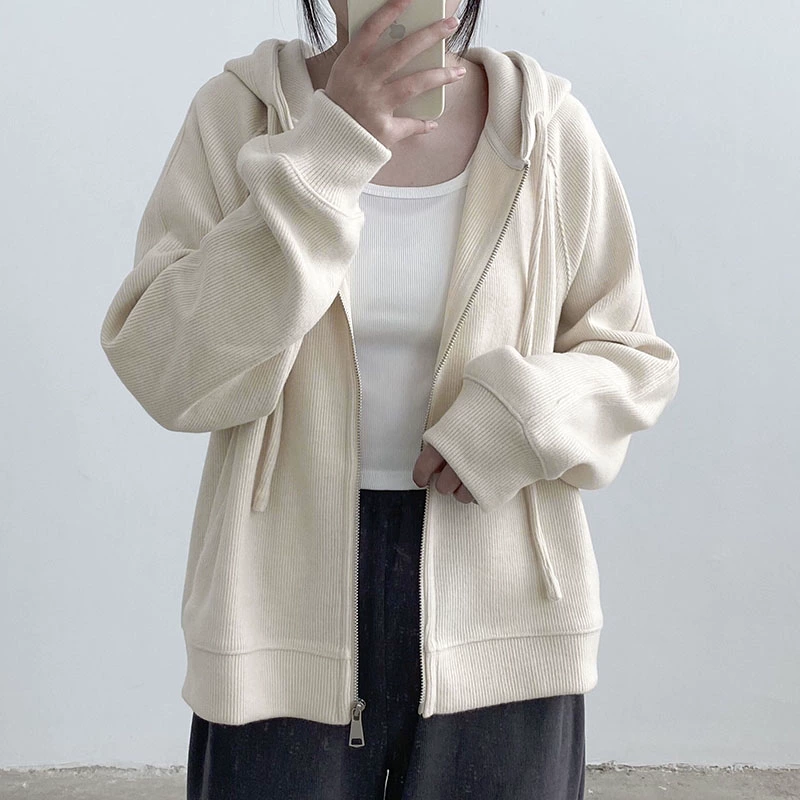Женская толстовка с рукавами реглан, укороченный топ, новинка весны-осени 2025, свободная повседневная куртка с капюшоном, кардиган, который делает вас выше и стройнее.
