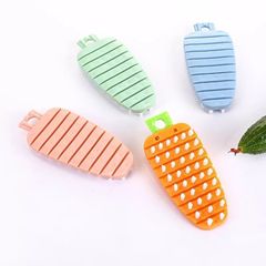 日本の曲がる果物と野菜の洗浄ブラシ、創造的なニンジンブラシ、家庭用キッチン多機能シリコン製果物と野菜ブラシ