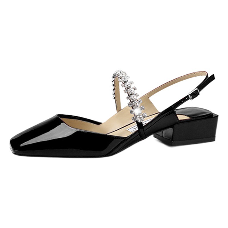 Grape Mom El mismo estilo de primavera y verano, diamantes de imitación, taladros de una palabra, cabeza cuadrada vacía, boca baja, tacón grueso Baotou, sandalias Mary Jane, mujer