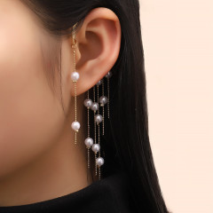 新商品の真珠の耳掛けの流蘇森系の超仙の耳飾りの女性のレトロなファッションの骨は耳の穴がない耳掛けの女性を挟みます。