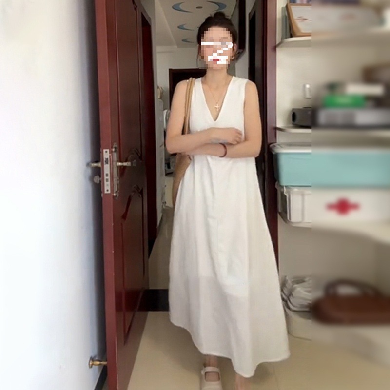 今年流行白色初恋无袖连衣裙子女夏季5年新气质绝美长裙拼接|undefined