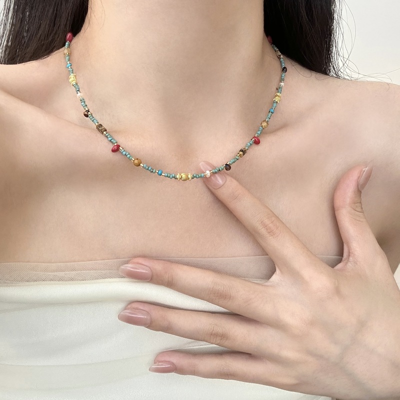 天然石ターコイズビーズネックレス女性のための 2025 新しいハイエンドライト高級ニッチデザイン鎖骨チェーンネックレス|undefined