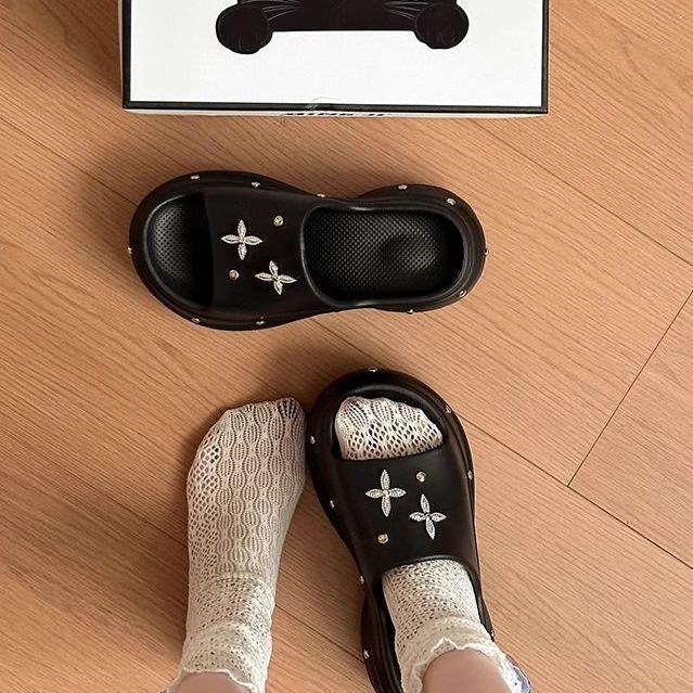 Fashionable universal casual retro sophisticated women's slippers…